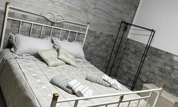 Borgo Vecchio House | The Cousins' House