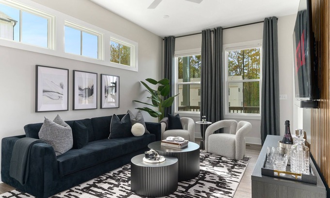 Peoplestown House | The Cove on the belt! Luxury townhouse, central to all attractions in the city.