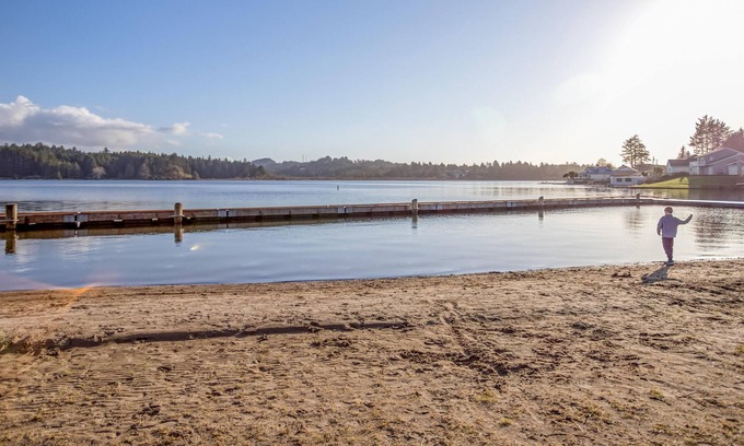Lincoln City House | The Crabbing Cabin