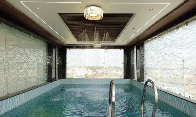 Pratapgarh Hotel | The Crown Leela