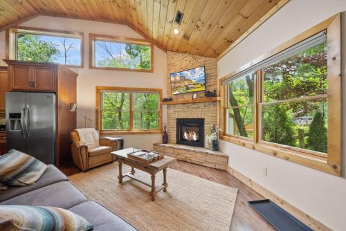 Boone House | The Depot at Fox Den