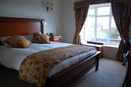 Bridgnorth Hotel | The Down Inn
