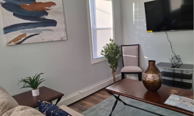 Providence Apartment | The Dual-Suite at Mt. Pleasant 2B APT Laundry "P"