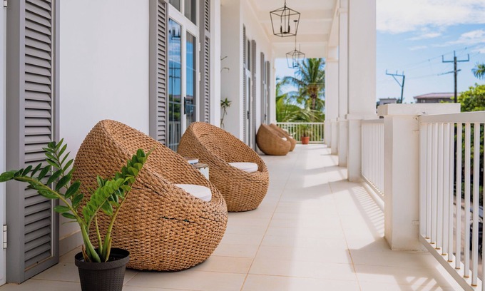 Placencia Apartment | The Ellysian Apartments
