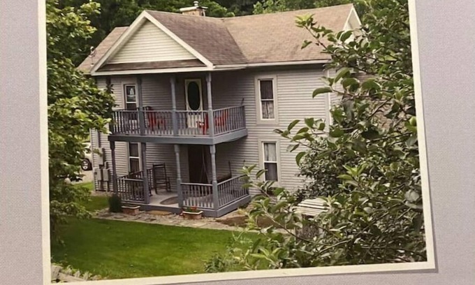 Nallen House | The Farm - Adventure Resort New River Gorge