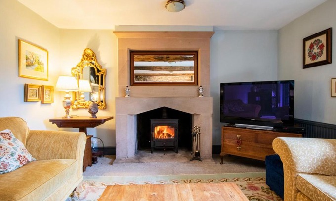 Bakewell House | The Farmhouse