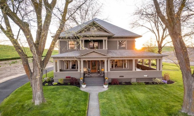 Walla Walla House | The Farmhouse · The Farmhouse