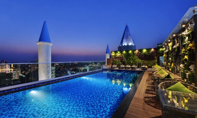 Adarsh Nagar Hotel | The Fern Residency Jaipur
