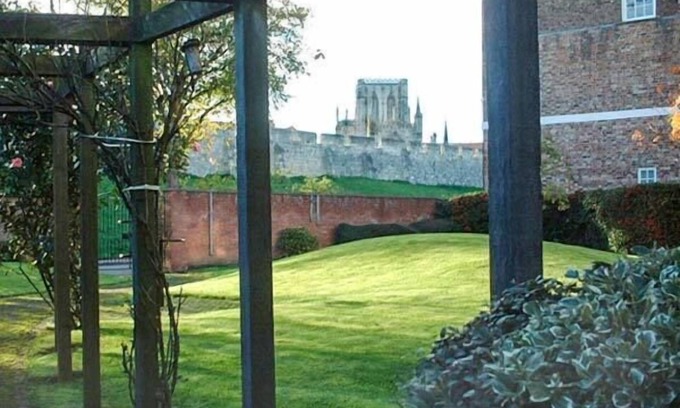 York Cottage | The Feversham