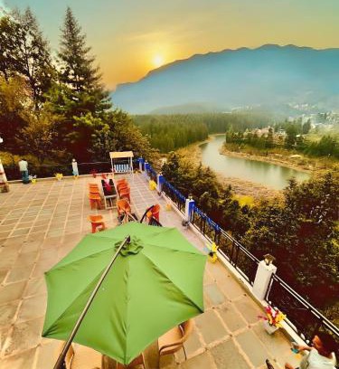 Model Town Hotel | The Four Season Hotel & Resort, Manali - A blissful view from rooms