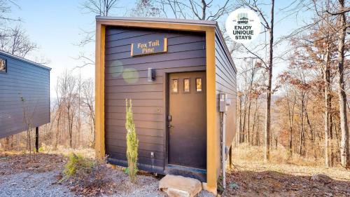 Wildwood House | The Fox Tail Pine Treehouse at Treetop Escapes