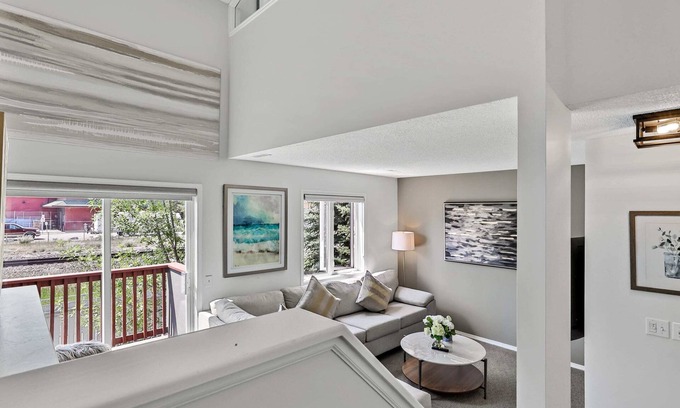 Canmore Ski Chalet | ⭐The Frigga by Samsara Private Entry Panorama Top View Top Luxury 3BR 2BTH