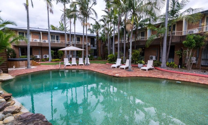 West Gosford Hotel | The Galaxy Motel