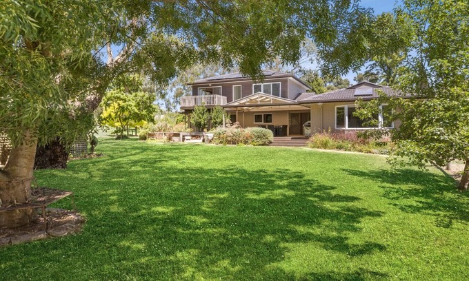 Drysdale House | The Gathering House - Sleeps 18