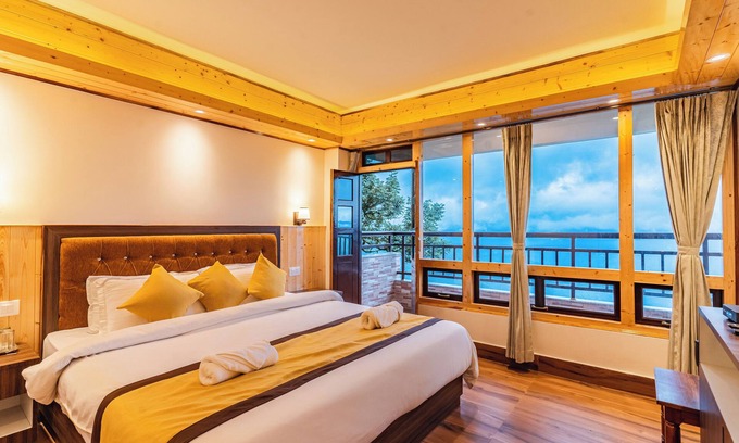Pelling Hotel | The Golden Retreat Hotel in Pelling
