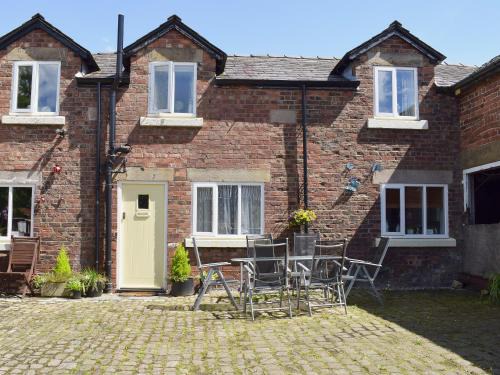 Ormskirk House | The Granary