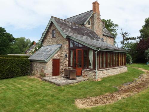 Walford House | The Granary