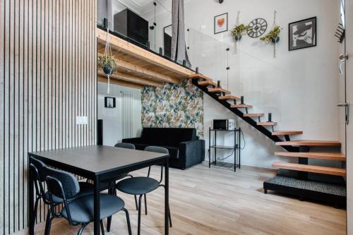 Ponte Seveso Apartment | The Green Hideout