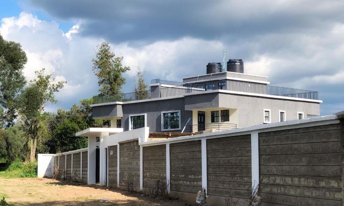 Nanyuki House | The Grey House