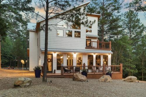 Pickens House | The Grinning Bear
