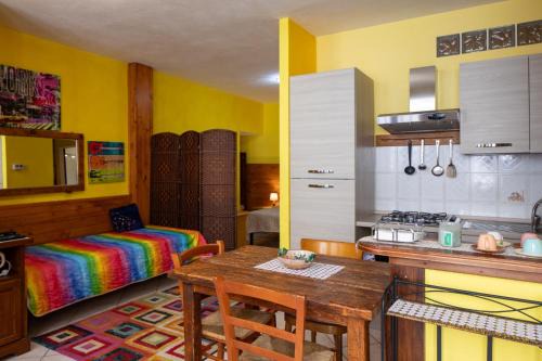 Foiano della Chiana Apartment | The Hamlet and the Valley, Il Paesino e la Vallata