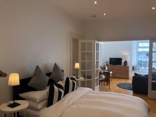 Portrush Bed & Breakfast | The Harbour Studio