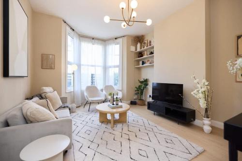 Harlesden Apartment | The Harlesden Retreat - Stunning 1BDR with Garden