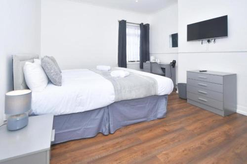 Stoke-on-Trent House | The Hartshill Place