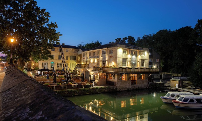 Oxford City Centre Hotel | The Head of the River