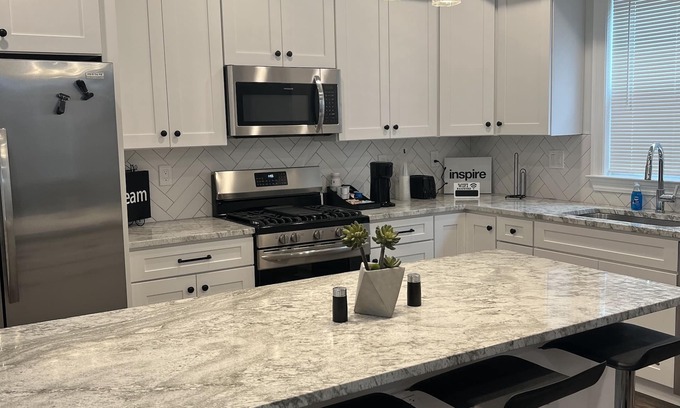 Faubourg Livaudais House | The Heart Of NOLA! Luxurious 2 Bedroom 2 Bath