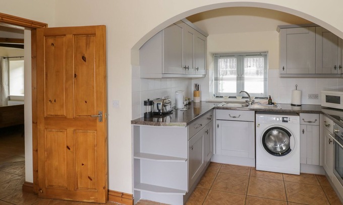 Little Haywood Cottage | The Hereford Lodge