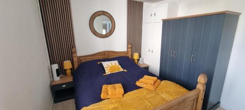 Southport Apartment | The Hideaway ll private garden Quiet Central