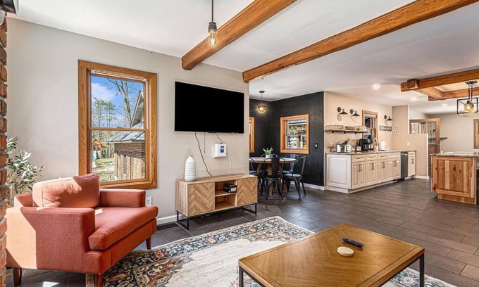 Hopkins House | The Hopkins Hideaway - 40 Acres with trails, Arcades, Hot Tub, Fire Pit