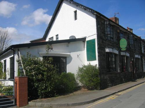 Rhayader House | The Horseshoe Guesthouse