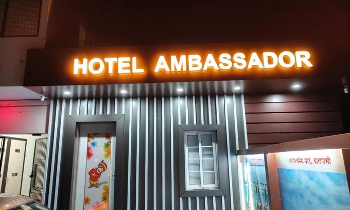 Varanasi Hotel | The Hotel Ambassador Inn