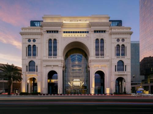 Jeddah Hotel | The Hotel Galleria Jeddah, Curio Collection by Hilton