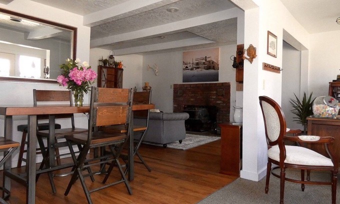 Idaho City Hotel | The Idaho City Hotel
