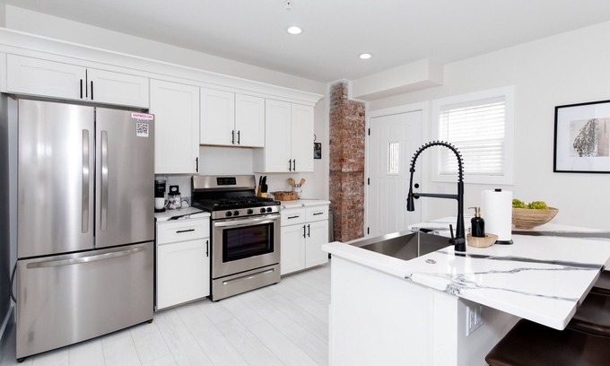 Sandusky Apartment | The Inn at Fulton