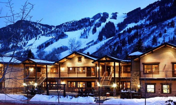 West End Apartment | The Innsbruck Aspen by Frias