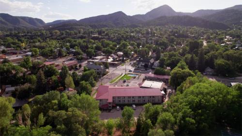Durango Hotel | The Junction Hotel and Hostel