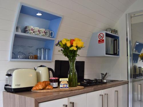 Llandovery Other | The Kingfishers Burrow
