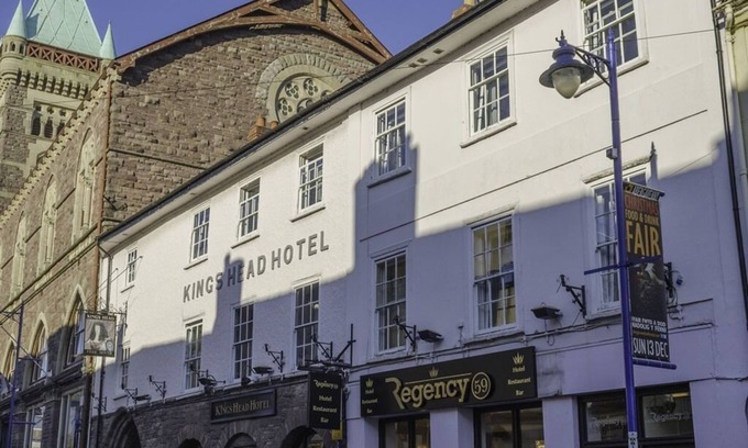 Abergavenny Hotel | The Kings Head Hotel