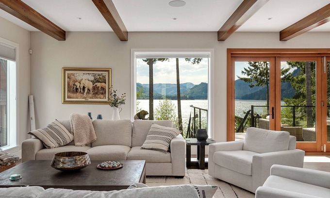 Youbou House | The Lake House