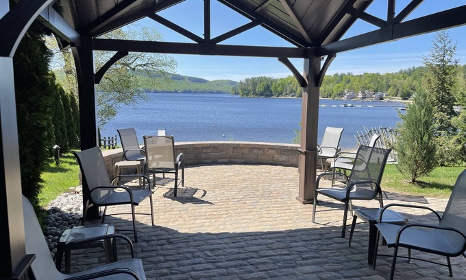 Schroon Lake House | “The Lake house” Private BEACH; SLEEPS 16!
