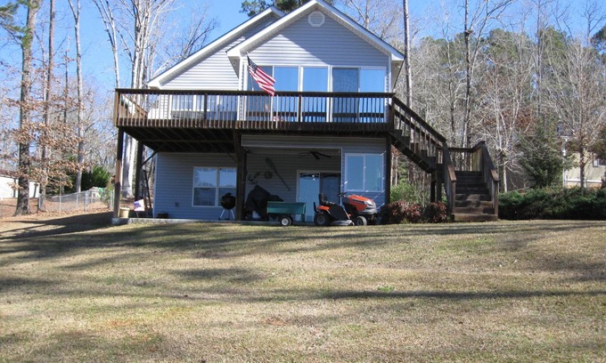 Milledgeville House | The Lake House
