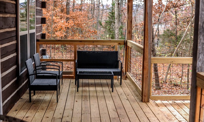 Livingston Cabin | The Legend
