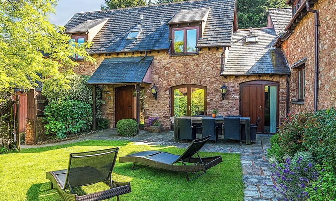 Old Cleeve Cottage | THE LINHAY, pet friendly, luxury holiday cottage in Washford