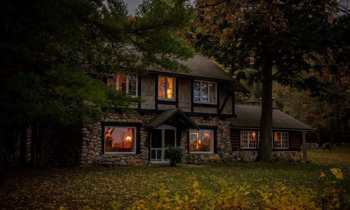 Harbor Springs House | The Lodge at Blisswood Resort