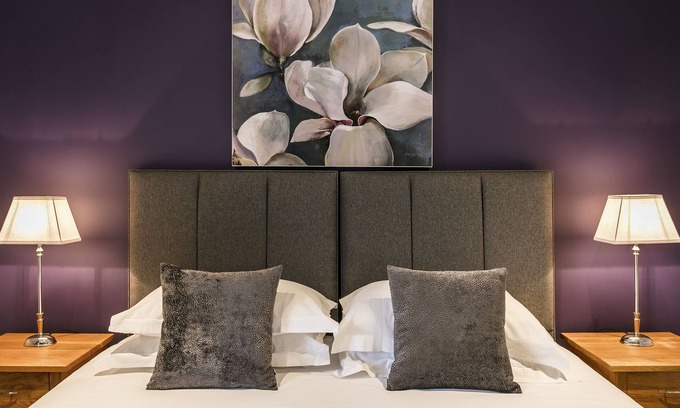 Kendal Hotel | The Lodge Rooms @ Carus Green