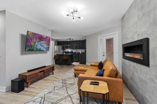 Clarksville Apartment | The Lofts of Downtown (540 N 2nd St, #207) Charming 2-Bedroom in the Heart of Clarksville, TN
